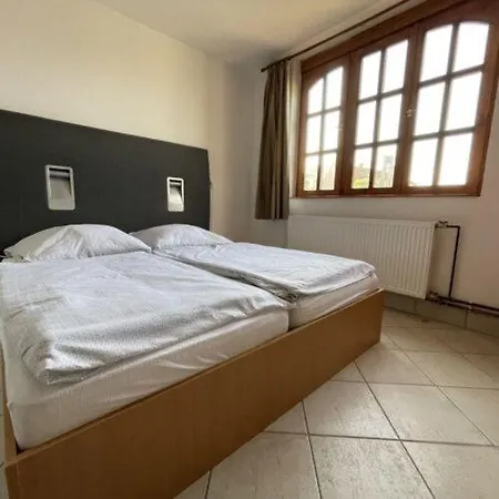 Apartment Feszek *